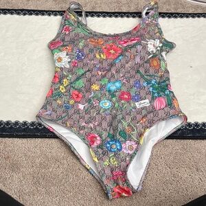 GG Floral Women's One Piece Swimsuit